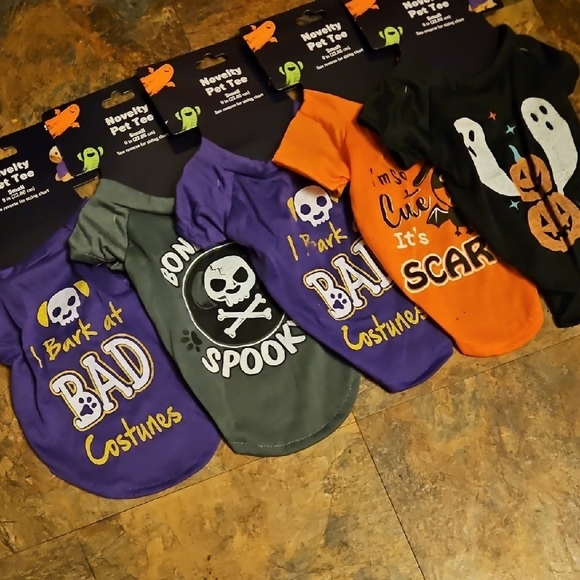 ONE (1) Halloween Dog Tee, Choose From Purple, Grey, Orange, & Black, NWT, Sz Sm - Picture 1 of 1
